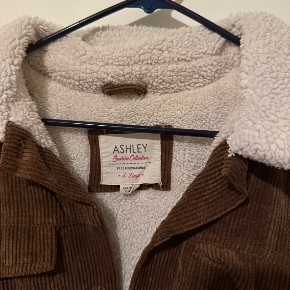 jacket - Picture 2 of 3